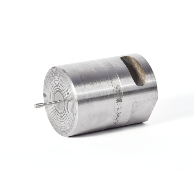 Kundenspezifische Kaltstauchmatrizen: Maßgeschneidert für die Produktion Ihrer Schneeräumteile